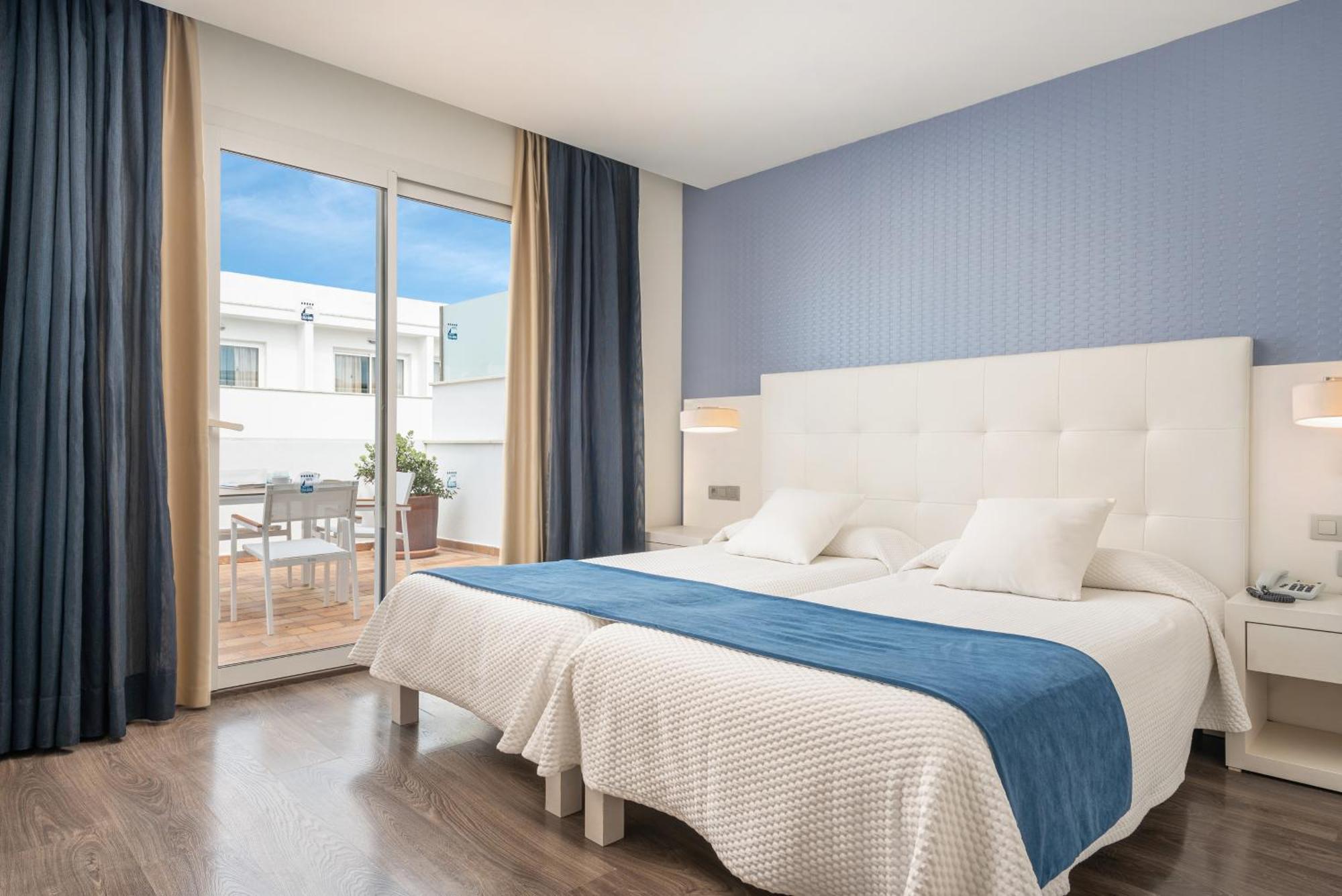Hotel Cala Bona Cala Bona  Extérieur photo